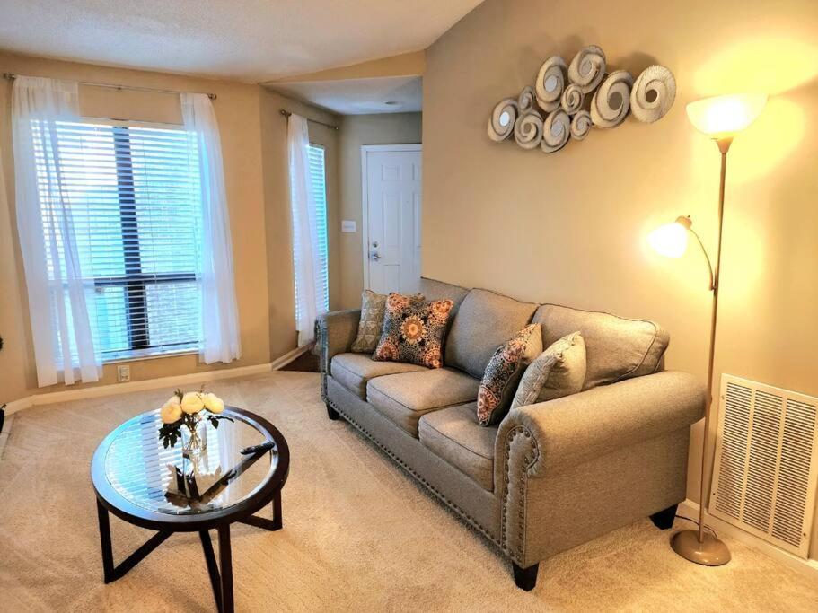 Uptown 2 Bedroom With Wi-fi Apartamento *