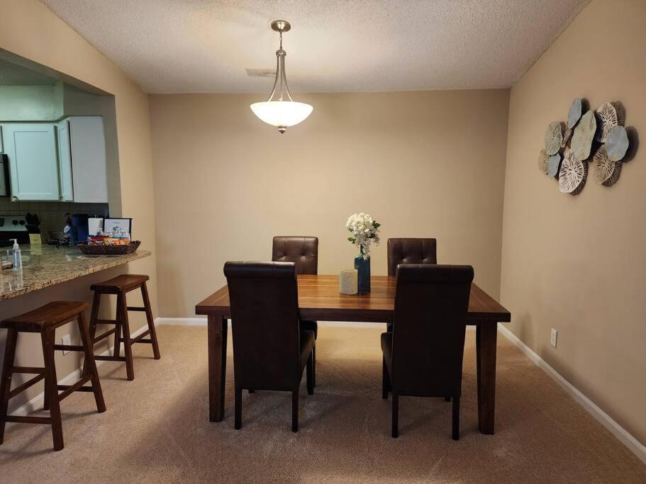 Apartamento Uptown 2 Bedroom With Wi-fi