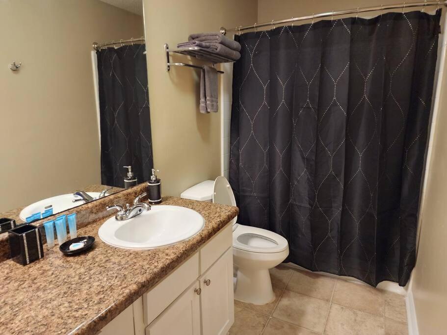 Apartamento Uptown 2 Bedroom With Wi-fi *